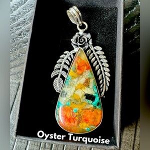 OYSTER TURQUOISE PENDANT NECKLACE| NWOT